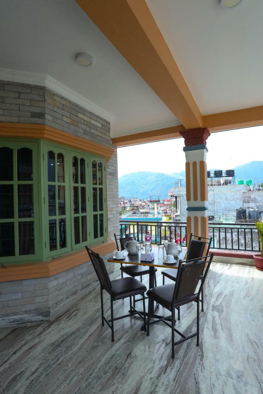 Hotel Blue Magnet Pokhara Zewnętrze zdjęcie