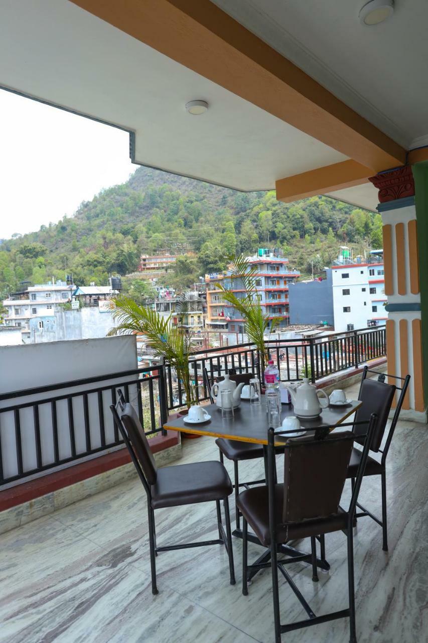 Hotel Blue Magnet Pokhara Zewnętrze zdjęcie